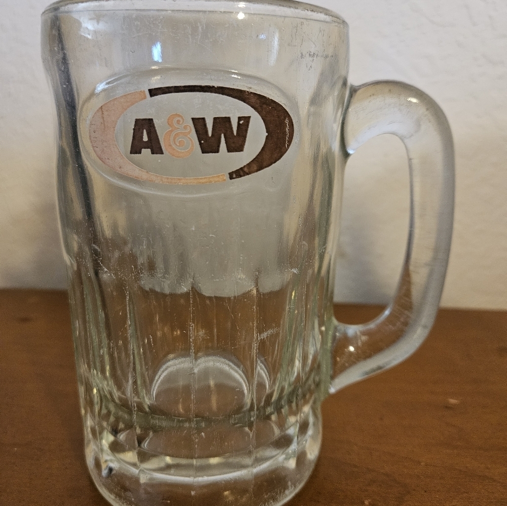 Vintage AW root beer mug